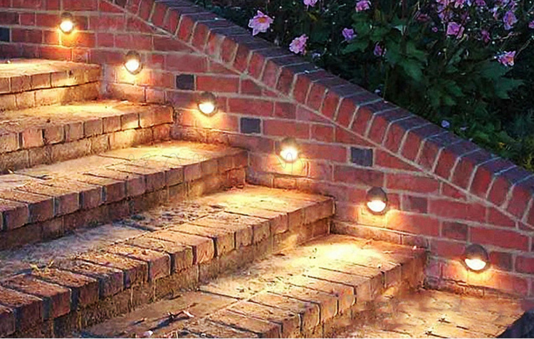 Epistar Lattiavalaisin modernilla muotoilulla, 1 puoli Epistar Lattiavalaisin modernilla muotoilulla, 1 puoli