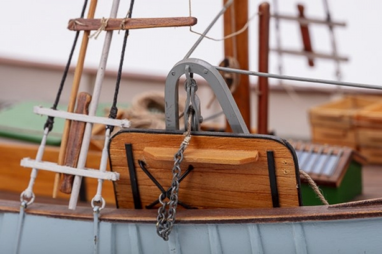 1:33 Mary Ann - wooden hull 1:33 Mary Ann - wooden hull