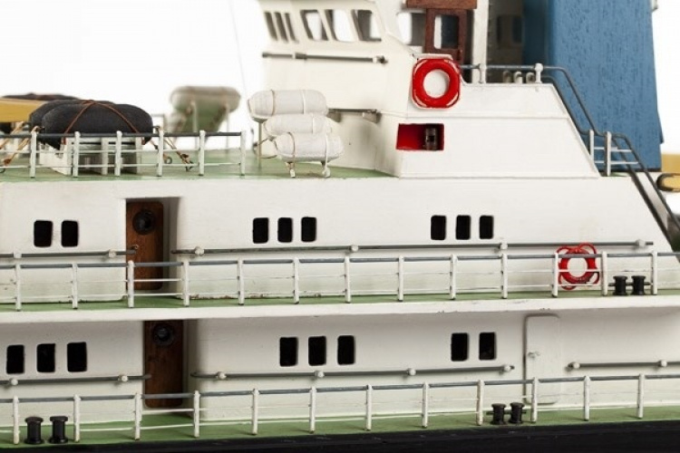 1:75 Smit Rotterdam - wooden hull 1:75 Smit Rotterdam - wooden hull