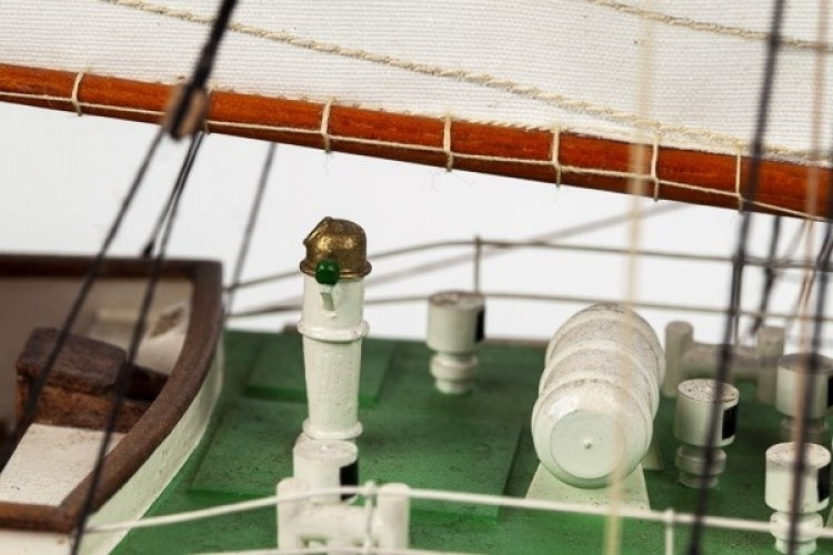 1:75 Sir Winston Churchill -Wooden hull 1:75 Sir Winston Churchill -Wooden hull