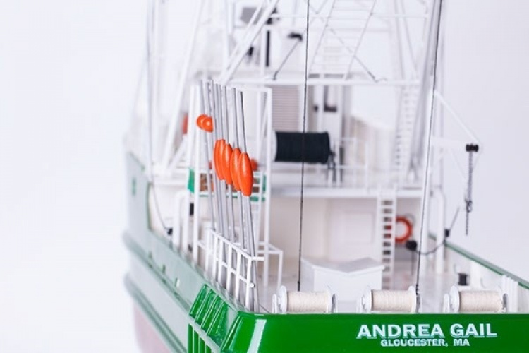 1:30 Andrea Gial RC - -Wooden hull