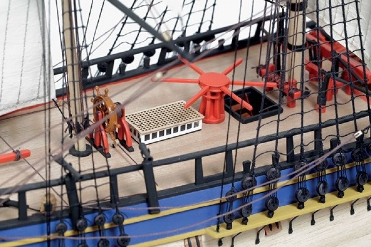 1:50 HMS Endeavour -Wooden hull 1:50 HMS Endeavour -Wooden hull