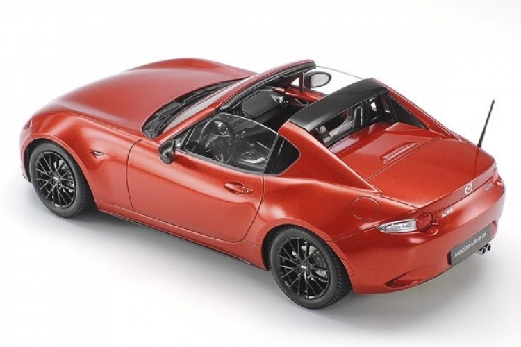 Tamiya 1:24 Mazda MX-5 RF
