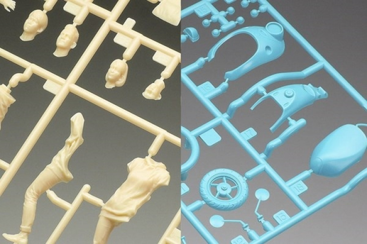 Tamiya 1:24 Campus Friends Set 2