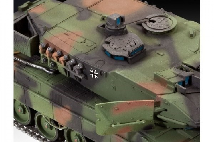 Revell Leopard 2A6/A6M