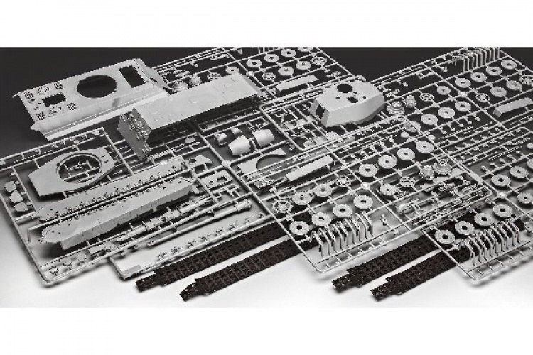 Revell TigerII Ausf,B (Henschel Turret)
