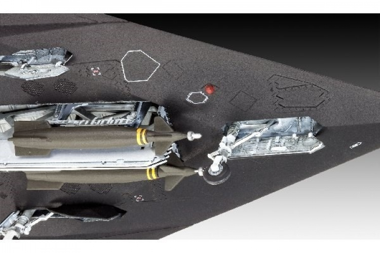 Revell F-117A Nighthawk Stealth Fighter