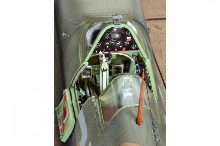 Revell Supermarine SPITFIRE Mk,IIa