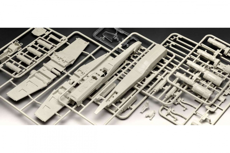 Revell 1:57 X-wing Fighter