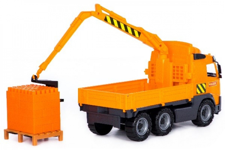 Volvo Lastbil med Kran + tegelstenar på pall 450x190x250mm