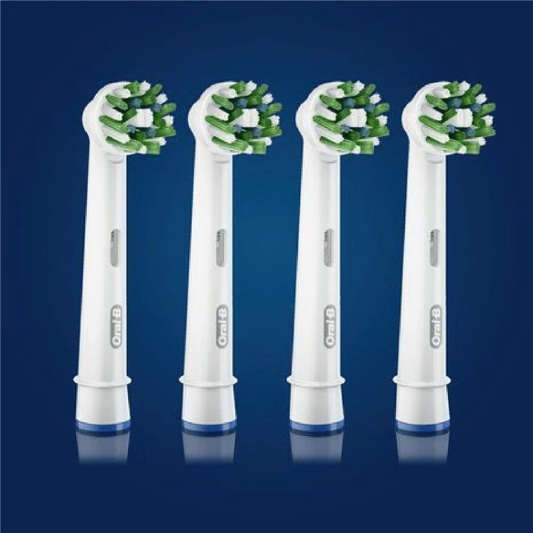 Oral B Borsthuvud CrossAction 4st