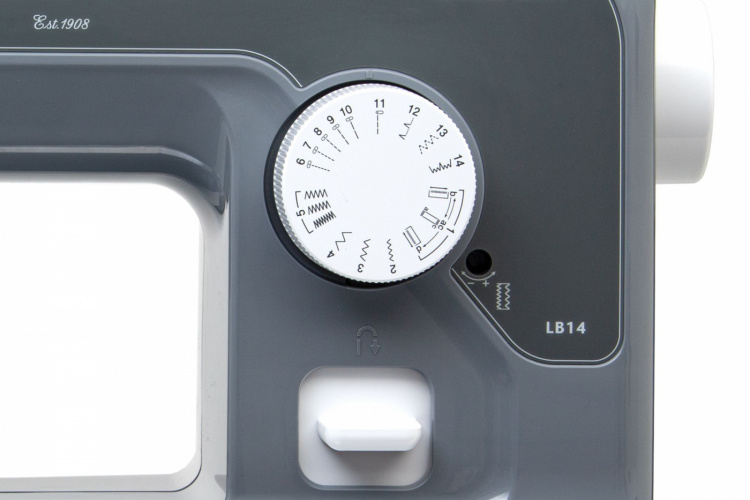 Brother LB14 Limited Edition ompelukone sis. 10 kelaa ja sormisuoja, musta Brother LB14 Limited Edition ompelukone sis. 10 kelaa ja sormisuoja, musta