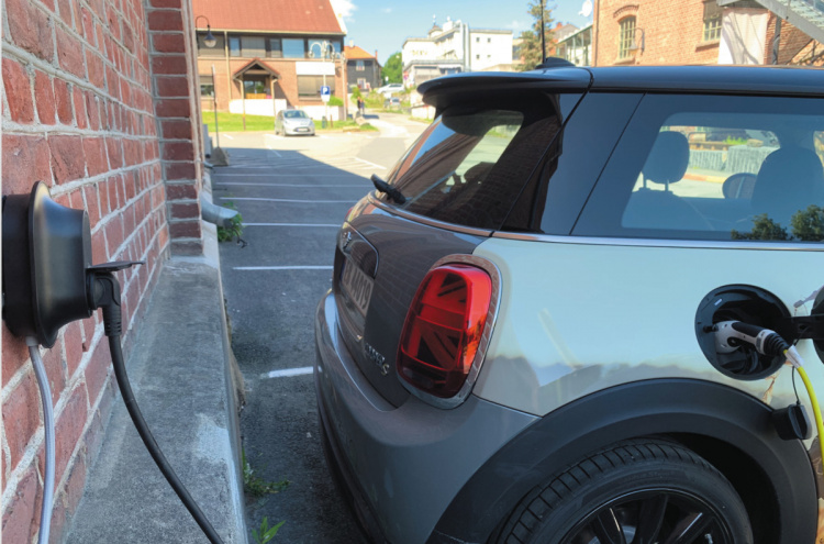 Kokong Ev Zen -laturi, Polar Black Kokong Ev Zen -laturi, Polar Black