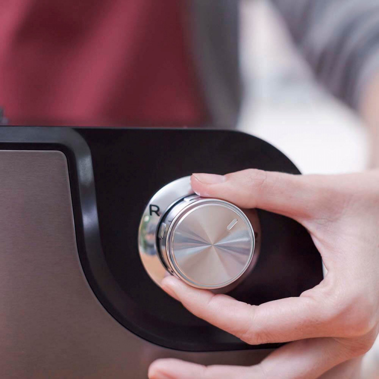 BLACK+DECKER Lihamylly 1000W BLACK+DECKER Lihamylly 1000W