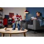 LEGO Icons - Optimus Prime 10302