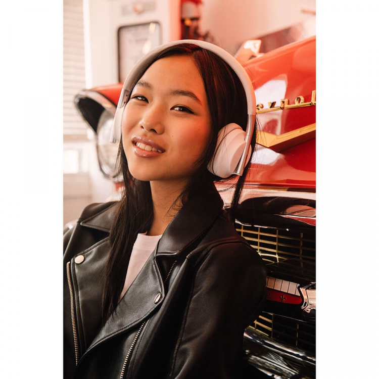 Happy Plugs Play Headphone Over-Ear 85dB Wireless Pink/Gold Happy Plugs Play Headphone Over-Ear 85dB Wireless Pink/Gold