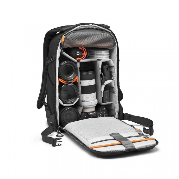 Lowepro Reppu Flipside BP 300 AW III Musta