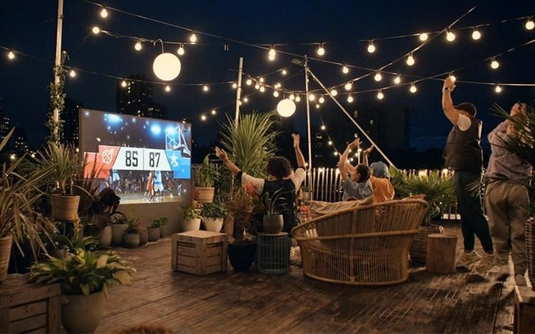 Epson EF-12 Full HD Projektor 1000 Lumen Epson EF-12 Full HD Projektor 1000 Lumen