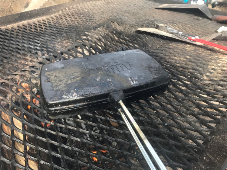 Grilljärn Big gjutjärn dubbelt Grilljärn Big gjutjärn dubbelt