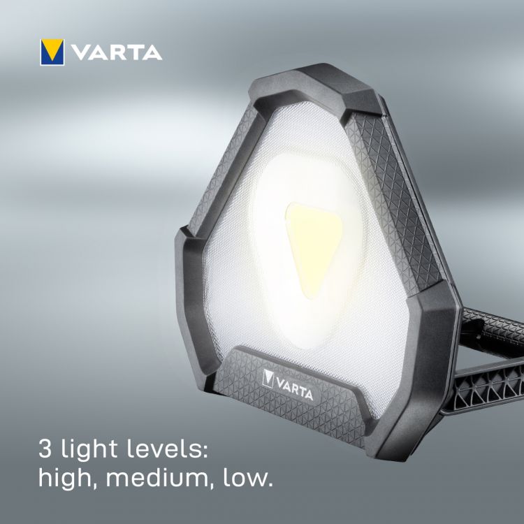 Varta Work Flex Stadium Light Arbetsbelysning uppladdningsbar IP54 1450 lm Varta Work Flex Stadium Light Arbetsbelysning uppladdningsbar IP54 1450 lm