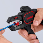 KNIPEX Automaattinen eristeenpoistaja