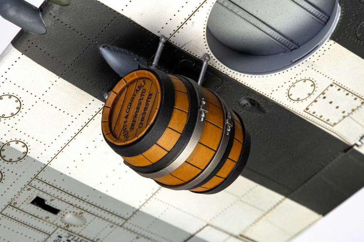 AIRFIX Supermarine Spitfire Mk.Ixc AIRFIX Supermarine Spitfire Mk.Ixc