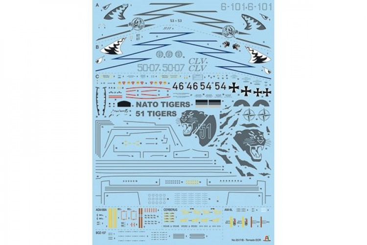 ITALERI 1:32 Panavia \'\'TORNADO\'\' ECR