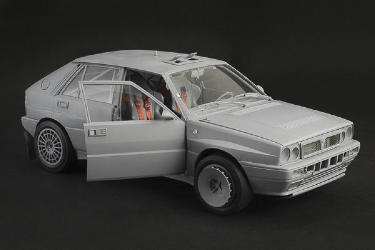 ITALERI 1:12 Lancia Delta HF Integrale 16V