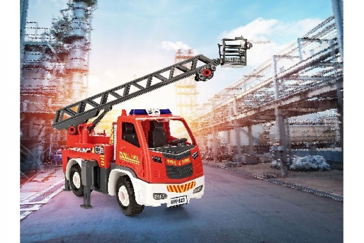 Revell Turntable Ladder Fire Truck 1:20 Revell Turntable Ladder Fire Truck 1:20