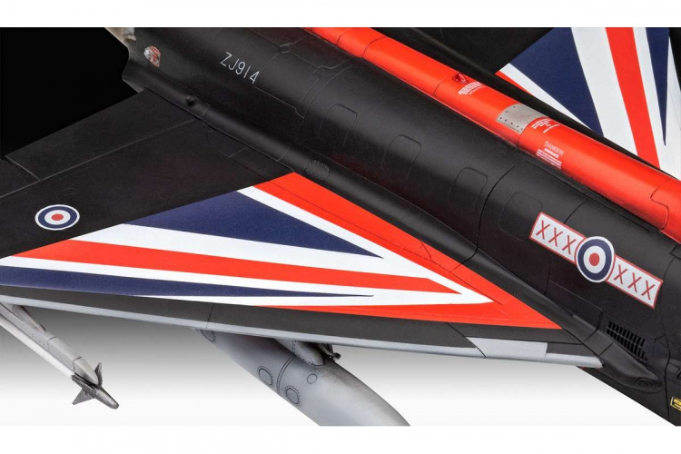 Revell Eurofighter Typhoon \'\'Black Jack\'\'