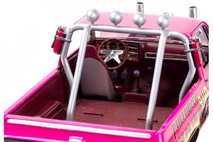 Revell 1978 Chevy Blazer Pulldozer