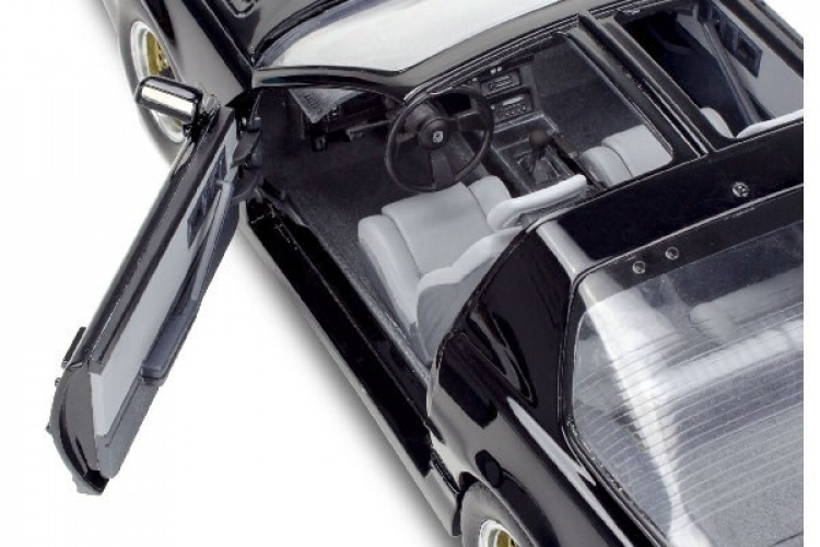 Revell 1987 Pontiac Firebird GTA