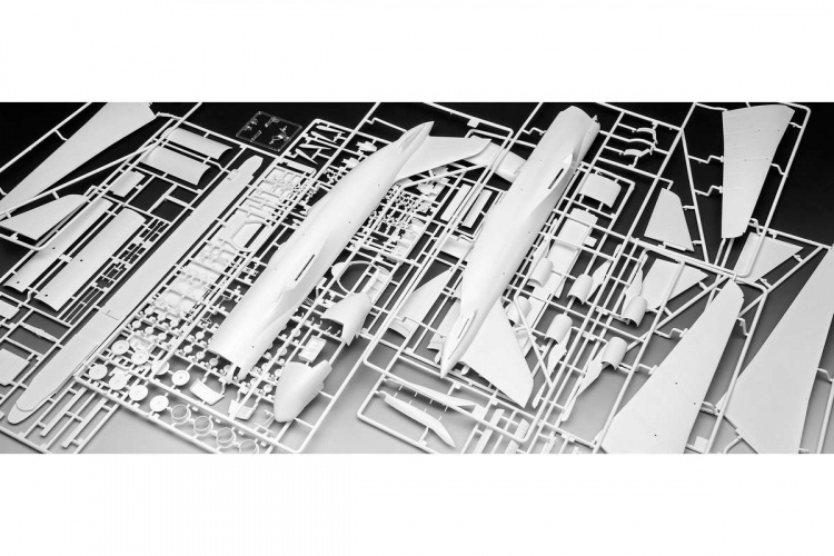 Revell Antonov An-124 Ruslan 1:144 