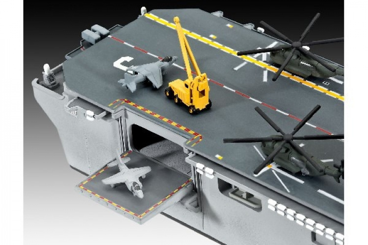 Revell Assault Carrier USS WASP CLASS