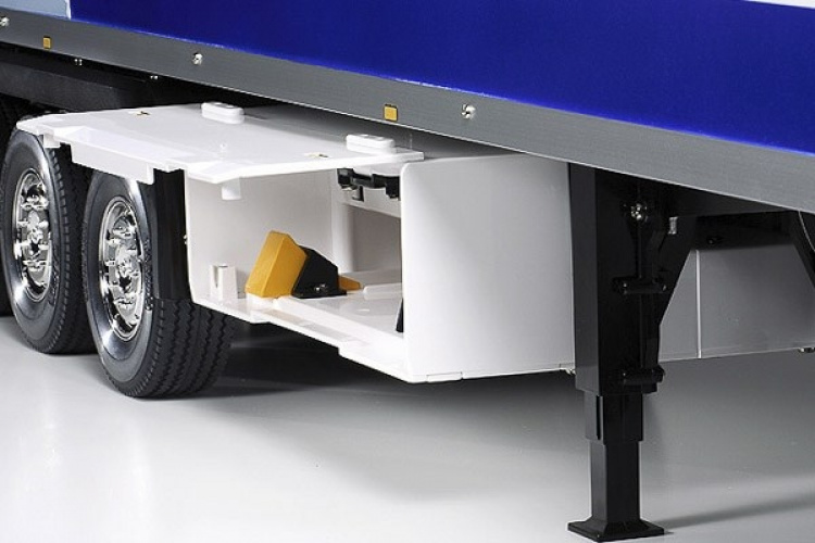 TAMIYA 1/14 3-Axle reefer semi trailer