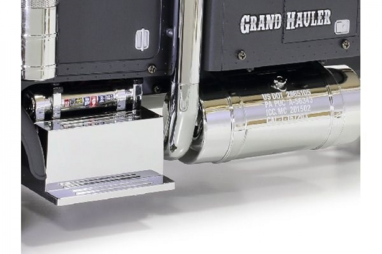 TAMIYA 1/14 R/C Grand Hauler ( Pre-P.Matte Black Edition) TAMIYA 1/14 R/C Grand Hauler ( Pre-P.Matte Black Edition)