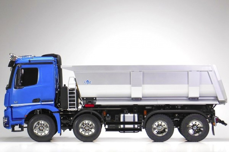 TAMIYA 1/14 R/C Mercedes-Benz Arocs 4151 8x4 Tipper Truck
