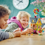 LEGO Disney Classic 43217 - ”Up – kohti korkeuksia” ‑talo LEGO Disney Classic 43217 - ”Up – kohti korkeuksia” ‑talo