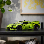 LEGO Technic 42161 - Lamborghini Huracán Tecnica LEGO Technic 42161 - Lamborghini Huracán Tecnica