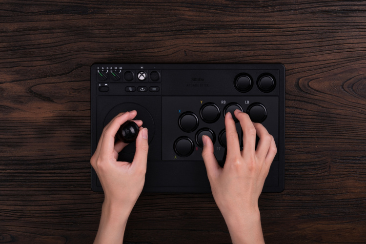 8BitDo Arcade Stick, musta, Xbox / PC 8BitDo Arcade Stick, musta, Xbox / PC