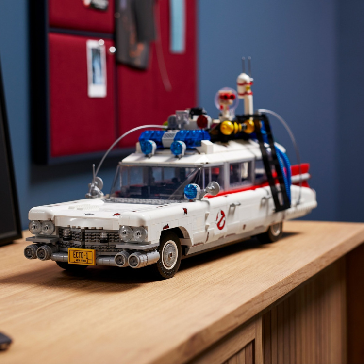 LEGO Creator Expert 10274 - Ghostbusters ECTO-1-auto