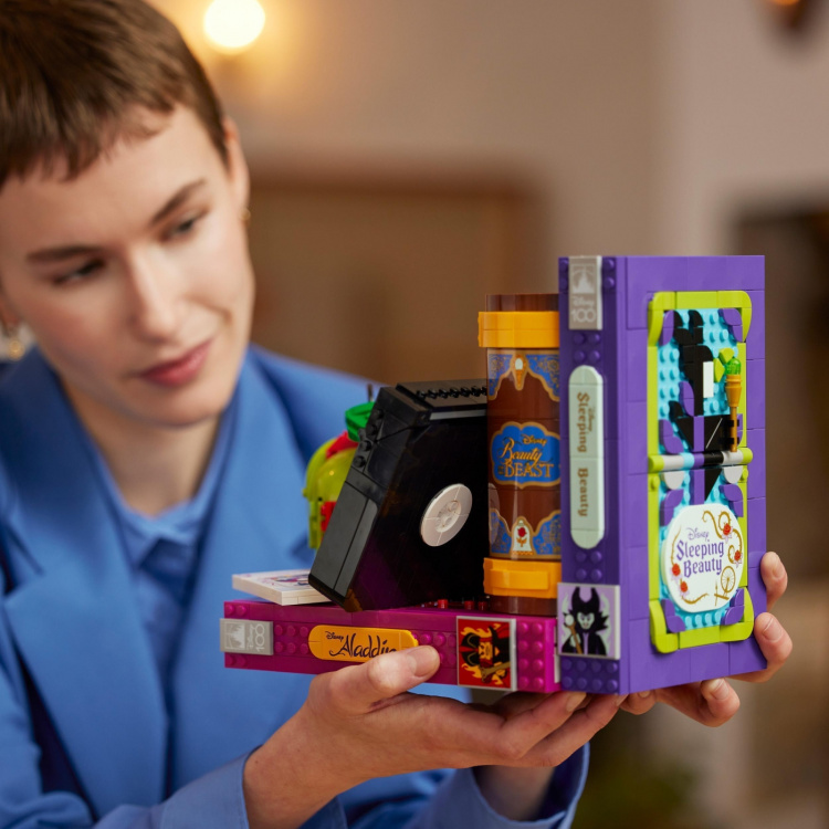 LEGO Disney Classic 43227 - Pahisten tutut tarvikkeet