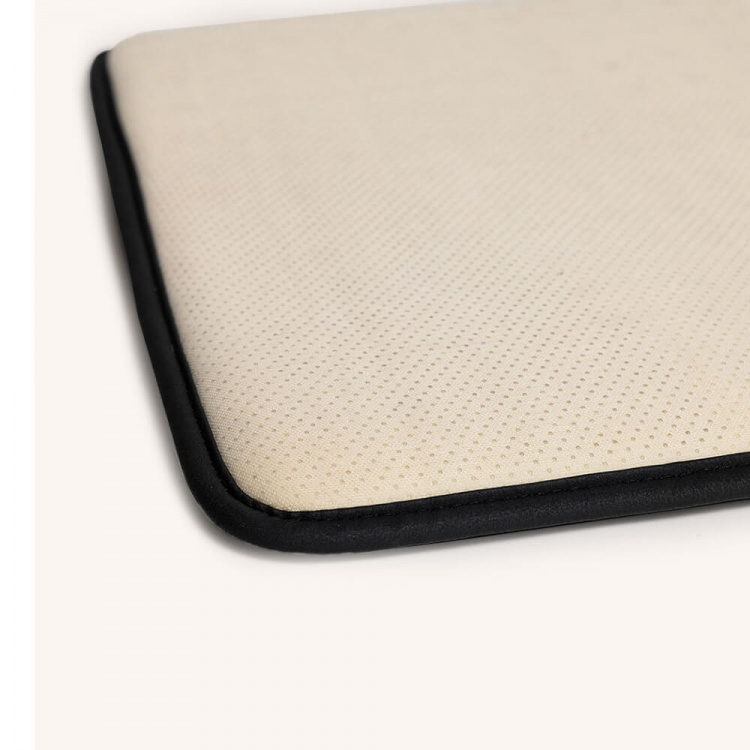 SWEDISH POSTURE Seisoma- tai istumamatto geelityynyillä SWEDISH POSTURE Seisoma- tai istumamatto geelityynyillä