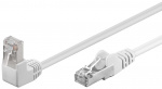 Goobay Patchkabel CAT 5e, 1x 90° vinklad, F/UTP, vit, 1 m kopparklädd aluminiumtråd (CCA), 1x RJ45-plugg 90 ° (8P8C)
