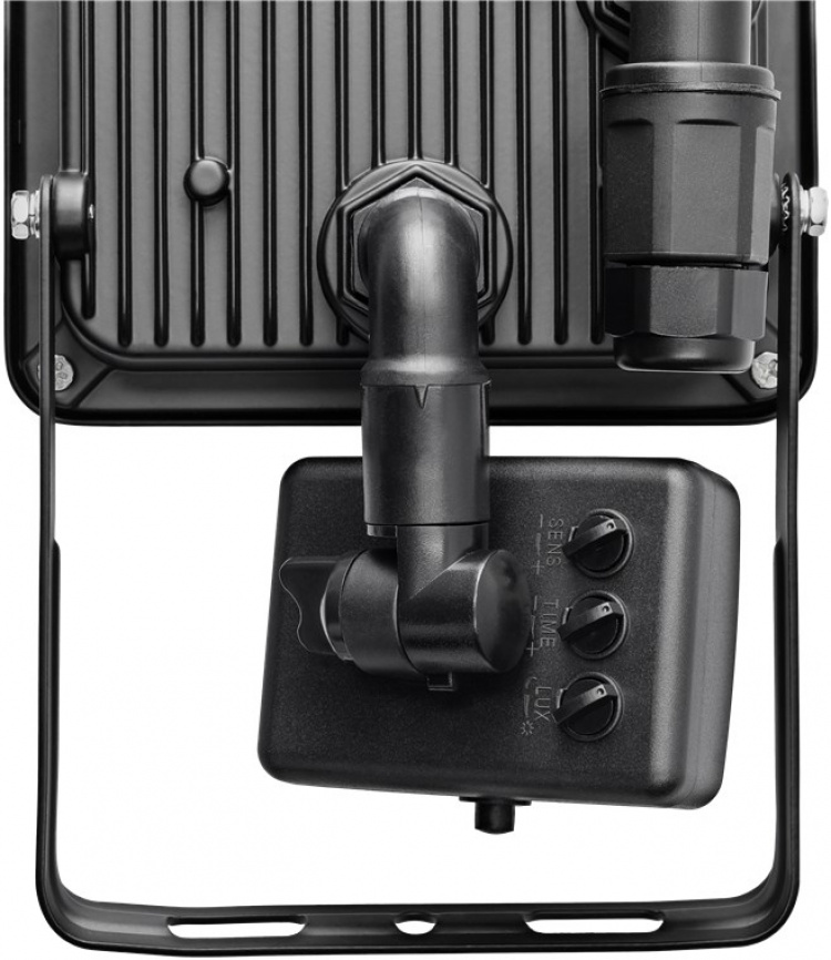 Goobay LED-strålkastare för utomhusbruk, 20 W, med rörelsedetektor med 1700 lm, neutralt vitt ljus (4000 K), PIR-sensor med ON/OFF-funktion och M16 kabelgenomföring, lämplig för utomhusbruk (IP44) Goobay LED-strålkastare för utomhusbruk, 20 W, med rörelsedetektor med 1700 lm, neutralt vitt ljus (4000 K), PIR-sensor med ON/OFF-funktion och M16 kabelgenomföring, lämplig för utomhusbruk (IP44)