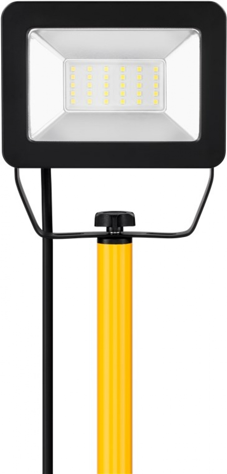 Goobay LED-konstruktionsstrålkastare med teleskopisk stativ, 30 W med 2550 lm och neutralt vitt ljus (4000 K), lämpligt för inomhus- och utomhusbruk (IP65) Goobay LED-konstruktionsstrålkastare med teleskopisk stativ, 30 W med 2550 lm och neutralt vitt ljus (4000 K), lämpligt för inomhus- och utomhusbruk (IP65)