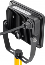 Goobay LED-konstruktionsstrålkastare med teleskopisk stativ, 30 W med 2550 lm och neutralt vitt ljus (4000 K), lämpligt för inomhus- och utomhusbruk (IP65) Goobay LED-konstruktionsstrålkastare med teleskopisk stativ, 30 W med 2550 lm och neutralt vitt ljus (4000 K), lämpligt för inomhus- och utomhusbruk (IP65)