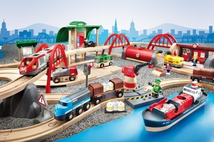 BRIO World 33052 - Rail & Road -deluxe ratasetti, iso laatikko