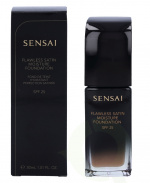 Sensai Flawless Satin Foundation SPF25 30 ml FS204.5 Warm Beige
