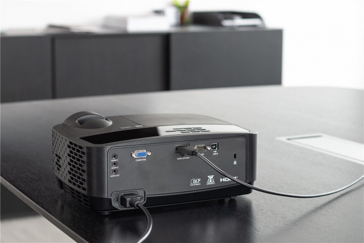 Goobay Optisk DisplayPort™-hybridkabel 2.0 (AOC) Guldpläterad Displayport™ plugg > Displayport™ plugg